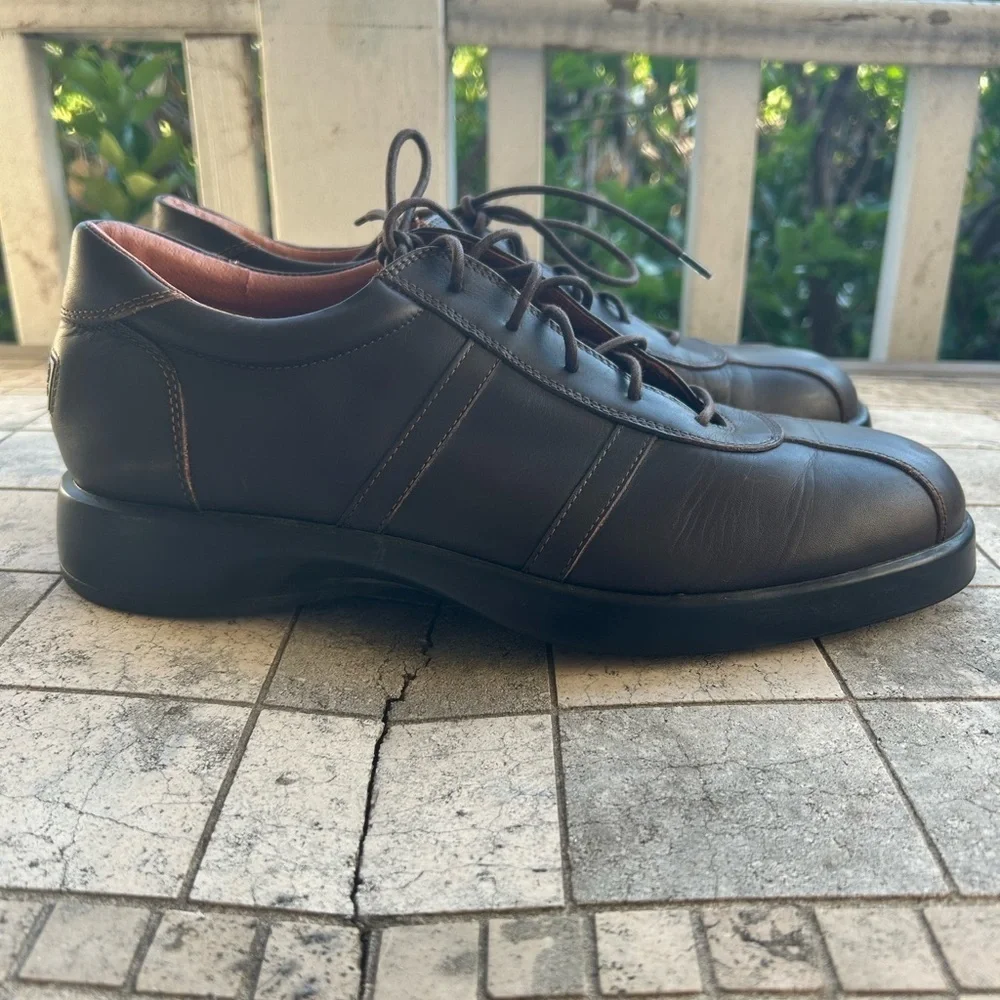 Coach Men's Brown Leather Shoes sz 10 excellent condition